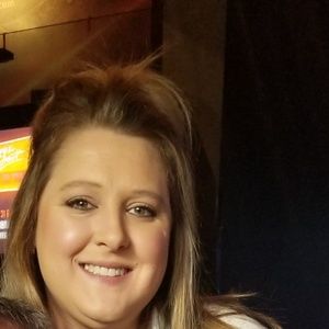 Meet your Posher, Lana